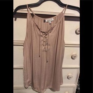 Jennifer Lopez xl pink tank